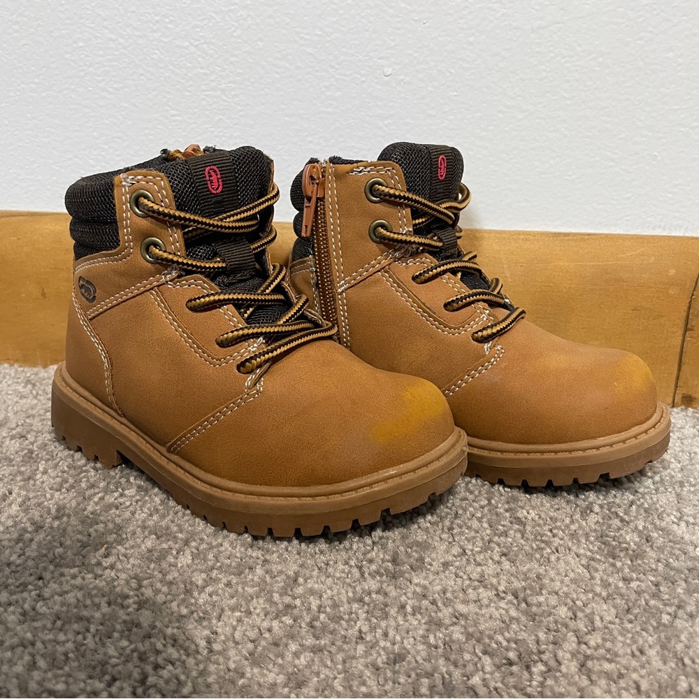 Ecko Unltd Toddler Boys Lace‎ Up Leather Boots with side zip Size 6 Medium